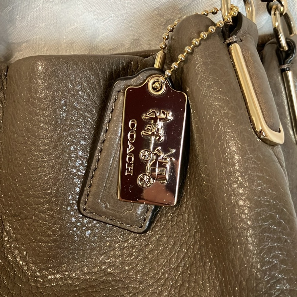 Coach Madison Small Phoebe Handbag Mint Condition-- NEW PRICE! - Picture 2 of 11